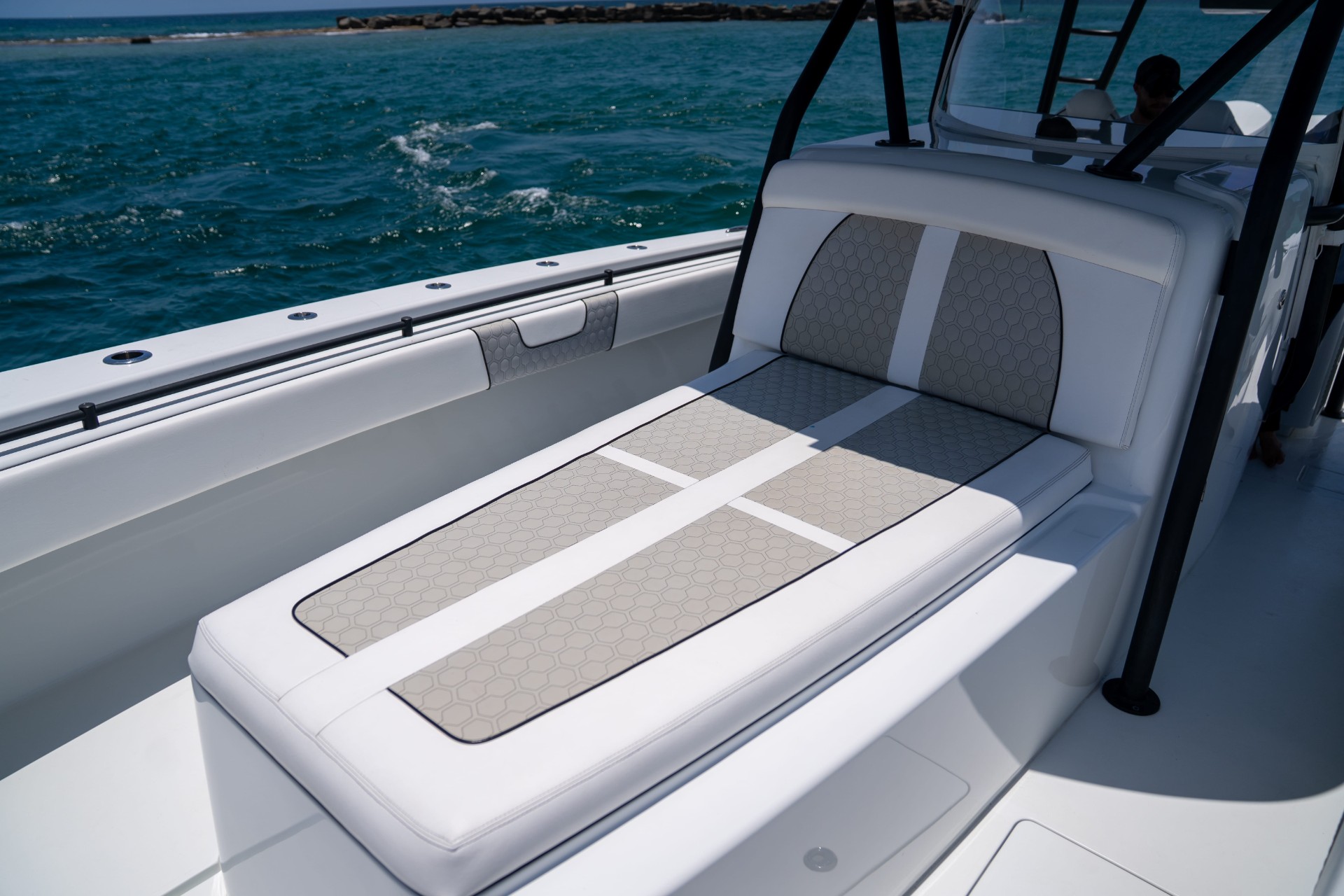 Yacht Photo 31